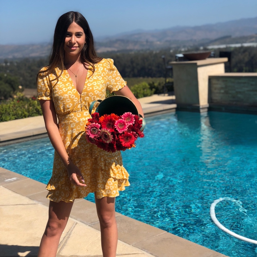 Meet your Posher, Devan